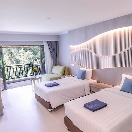 Amora Beach Resort Phuket Банг Тао Бийч Екстериор снимка