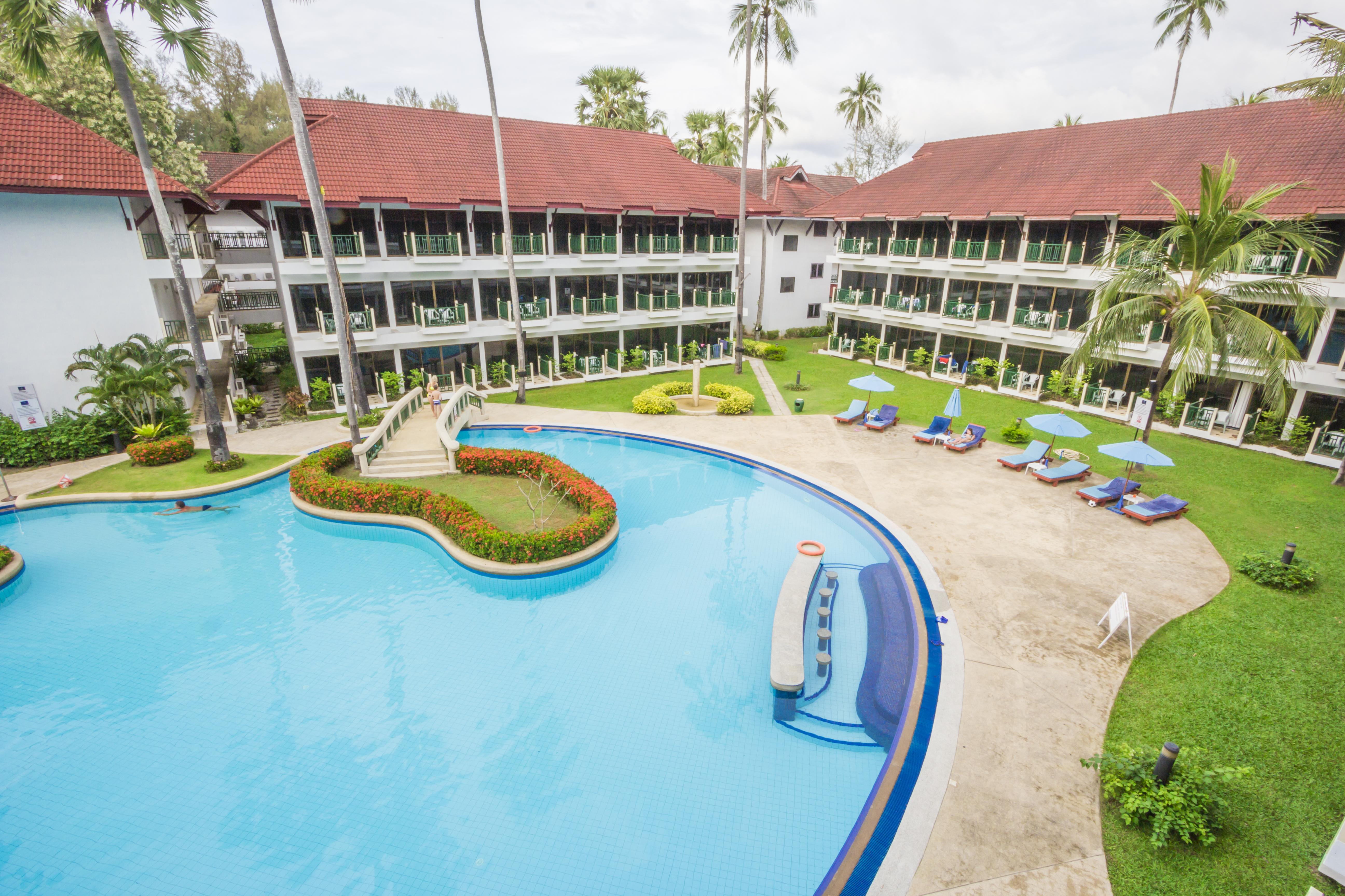 Amora Beach Resort Phuket Банг Тао Бийч Екстериор снимка
