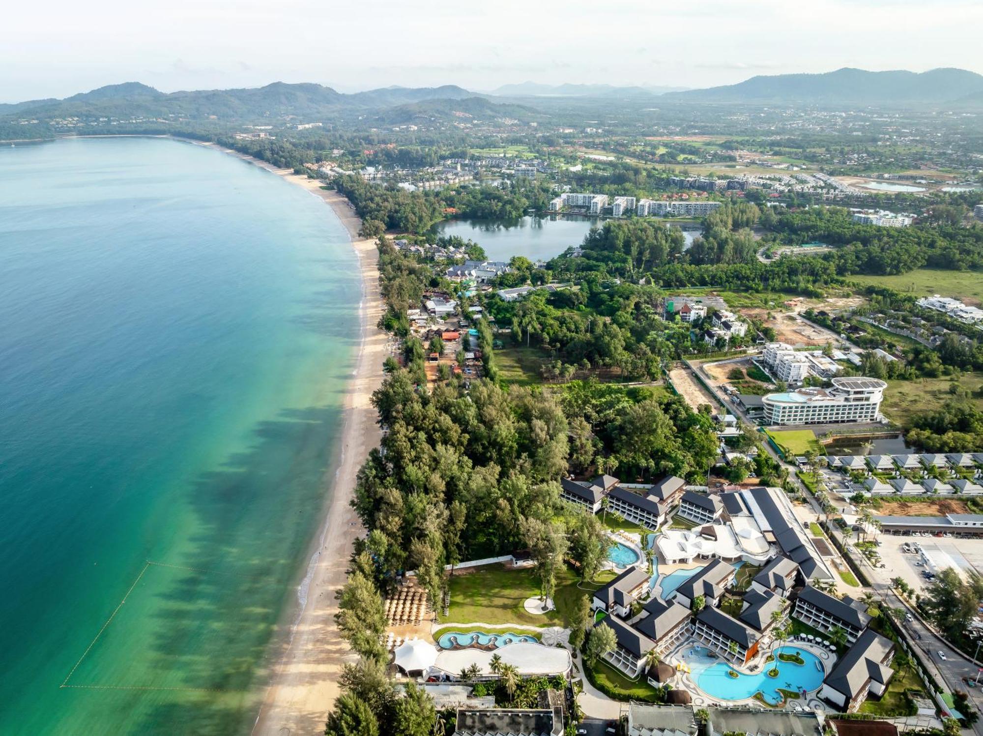 Amora Beach Resort Phuket Банг Тао Бийч Екстериор снимка