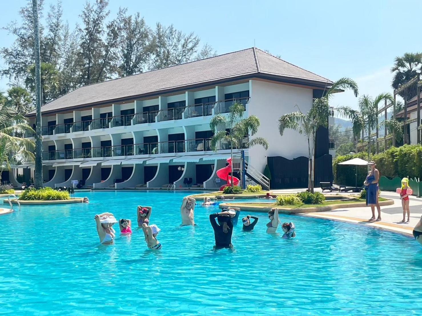 Amora Beach Resort Phuket Банг Тао Бийч Екстериор снимка