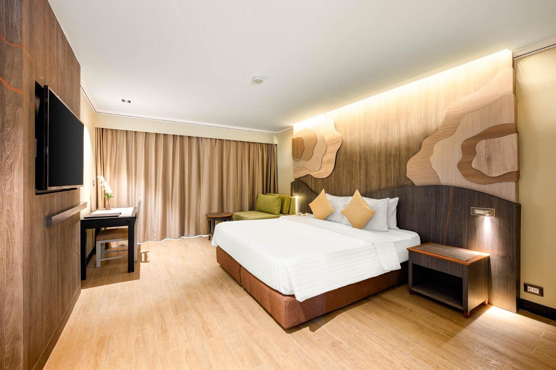Amora Beach Resort Phuket Банг Тао Бийч Екстериор снимка
